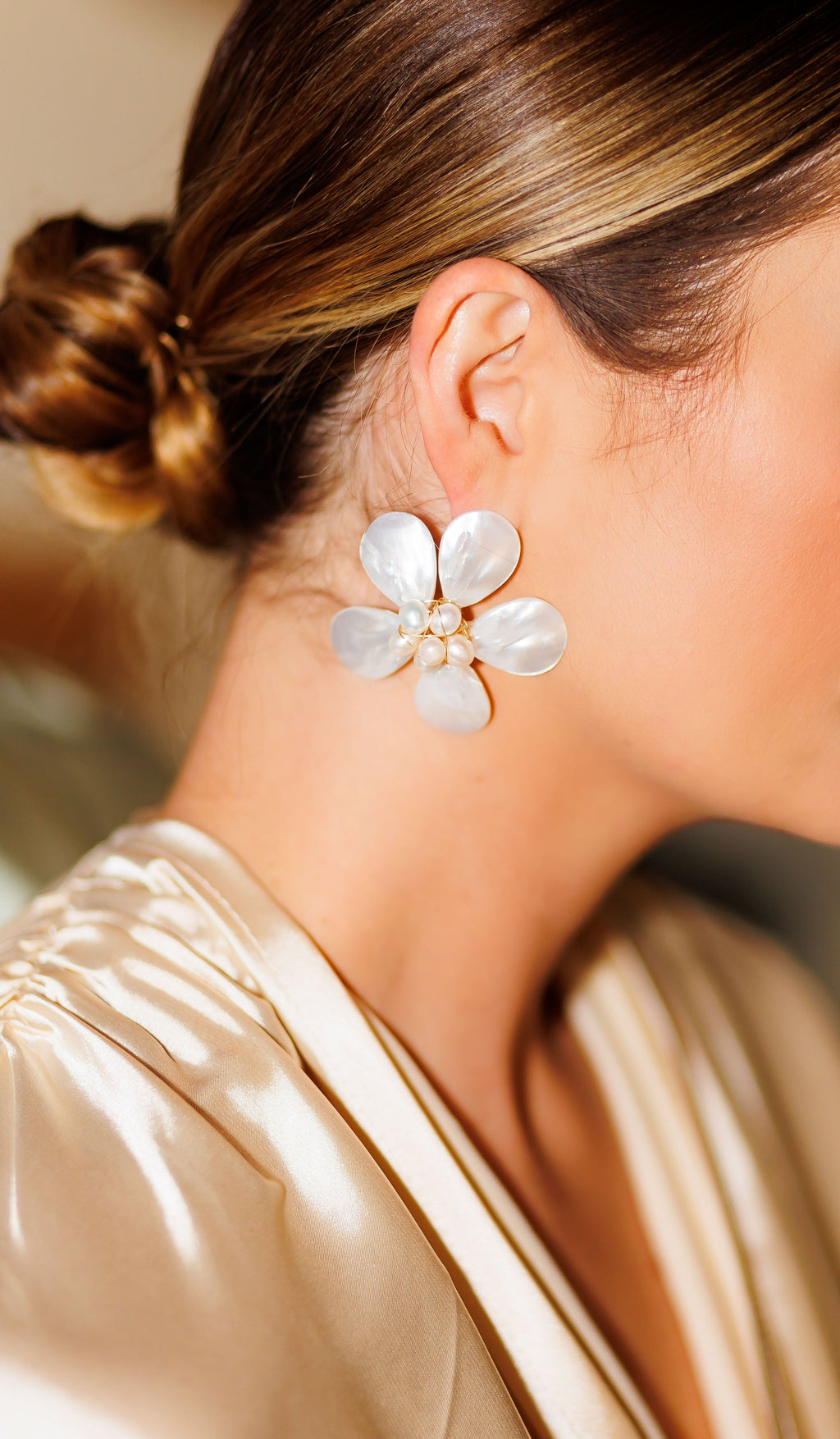 Bridal Magnolia Stud