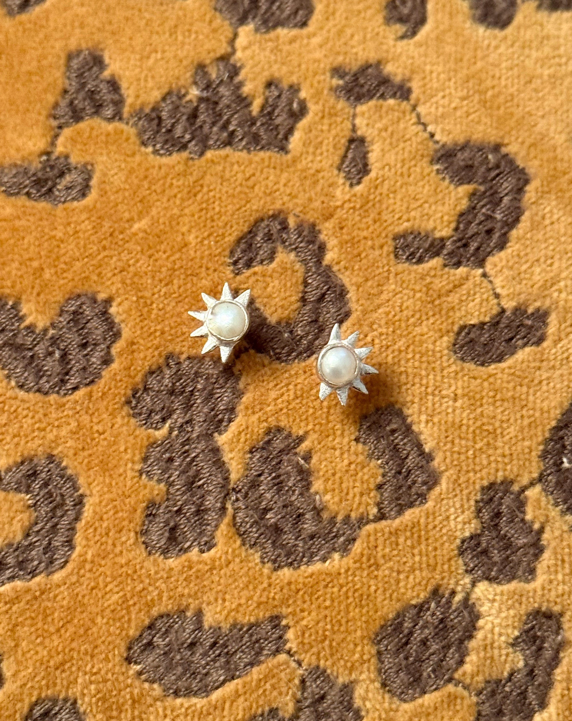 The Luna Micro Stella Stud