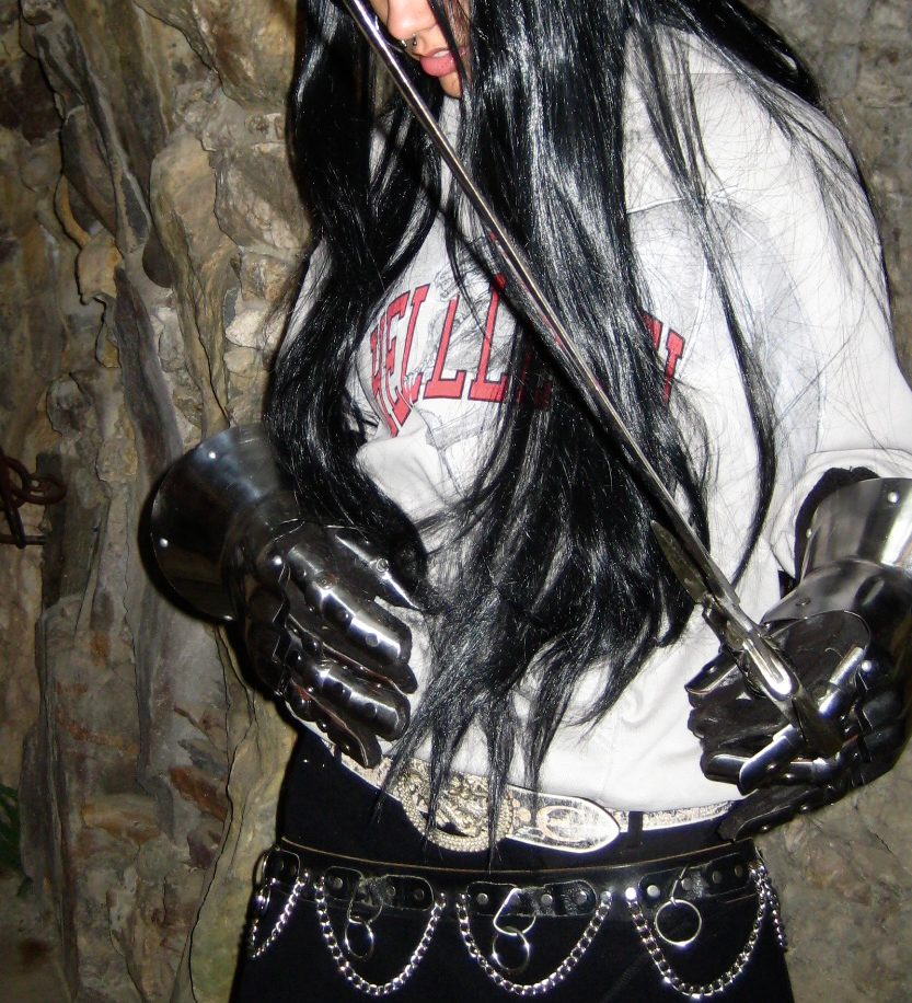 DRAGON HOODIE (GREY)